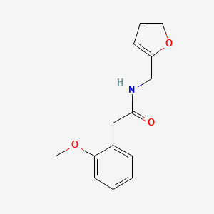 molecular formula C14H15NO3 B5562216 N-(2-furylmethyl)-2-(2-methoxyphenyl)acetamide 