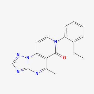 molecular formula C17H15N5O B5562279 7-(2-ethylphenyl)-5-methylpyrido[3,4-e][1,2,4]triazolo[1,5-a]pyrimidin-6(7H)-one 