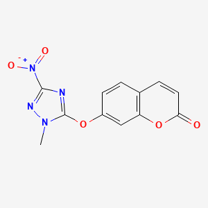 molecular formula C12H8N4O5 B5563950 7-[(1-methyl-3-nitro-1H-1,2,4-triazol-5-yl)oxy]-2H-chromen-2-one 