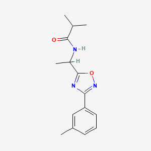 molecular formula C15H19N3O2 B5565261 2-甲基-N-{1-[3-(3-甲基苯基)-1,2,4-恶二唑-5-基]乙基}丙酰胺 
