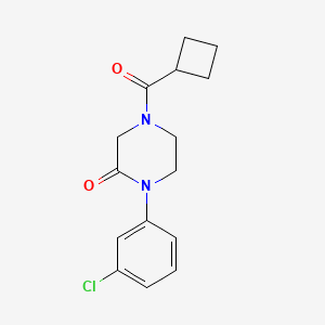 molecular formula C15H17ClN2O2 B5565575 1-(3-chlorophenyl)-4-(cyclobutylcarbonyl)-2-piperazinone 