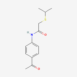 molecular formula C13H17NO2S B5565674 N-(4-乙酰基苯基)-2-(异丙基硫代)乙酰胺 