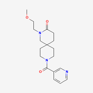 molecular formula C18H25N3O3 B5565828 2-(2-甲氧基乙基)-9-(吡啶-3-基羰基)-2,9-二氮杂螺[5.5]十一烷-3-酮 