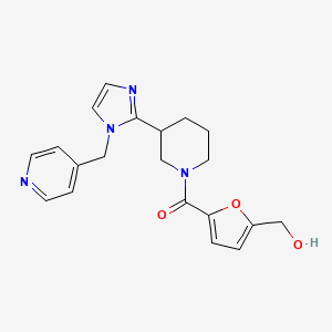 molecular formula C20H22N4O3 B5566211 [5-({3-[1-(4-pyridinylmethyl)-1H-imidazol-2-yl]-1-piperidinyl}carbonyl)-2-furyl]methanol 