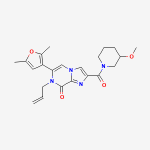 molecular formula C22H26N4O4 B5567024 7-烯丙基-6-(2,5-二甲基-3-呋喃基)-2-[(3-甲氧基哌啶-1-基)羰基]咪唑并[1,2-a]吡嗪-8(7H)-酮 