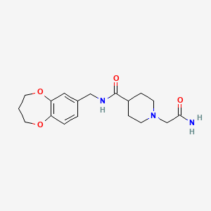 molecular formula C18H25N3O4 B5567112 1-(2-氨基-2-氧代乙基)-N-(3,4-二氢-2H-1,5-苯并二氧杂戊环-7-基甲基)-4-哌啶甲酰胺 