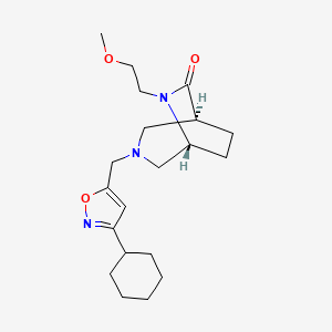 molecular formula C20H31N3O3 B5567507 (1S*,5R*)-3-[(3-cyclohexyl-5-isoxazolyl)methyl]-6-(2-methoxyethyl)-3,6-diazabicyclo[3.2.2]nonan-7-one 
