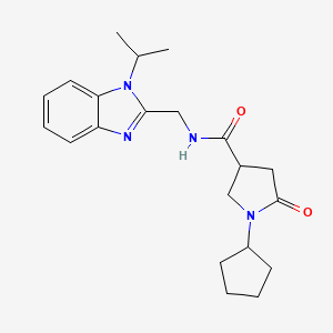 molecular formula C21H28N4O2 B5567654 1-cyclopentyl-N-[(1-isopropyl-1H-benzimidazol-2-yl)methyl]-5-oxo-3-pyrrolidinecarboxamide 