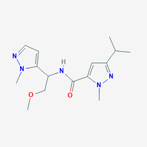 molecular formula C15H23N5O2 B5567694 3-isopropyl-N-[2-methoxy-1-(1-methyl-1H-pyrazol-5-yl)ethyl]-1-methyl-1H-pyrazole-5-carboxamide 