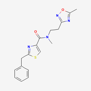 molecular formula C17H18N4O2S B5568802 2-benzyl-N-methyl-N-[2-(5-methyl-1,2,4-oxadiazol-3-yl)ethyl]-1,3-thiazole-4-carboxamide 