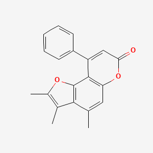 molecular formula C20H16O3 B5570790 2,3,4-三甲基-9-苯基-7H-呋喃[2,3-f]色烯-7-酮 