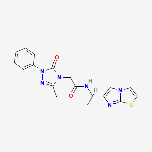 molecular formula C18H18N6O2S B5571694 N-(1-imidazo[2,1-b][1,3]thiazol-6-ylethyl)-2-(3-methyl-5-oxo-1-phenyl-1,5-dihydro-4H-1,2,4-triazol-4-yl)acetamide 