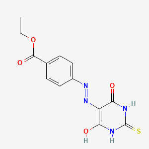 molecular formula C13H12N4O4S B5571835 ethyl 4-[2-(4,6-dioxo-2-thioxotetrahydro-5(2H)-pyrimidinylidene)hydrazino]benzoate 