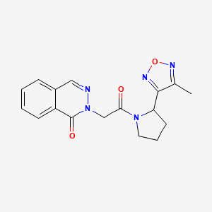 molecular formula C17H17N5O3 B5572151 2-{2-[2-(4-methyl-1,2,5-oxadiazol-3-yl)-1-pyrrolidinyl]-2-oxoethyl}-1(2H)-phthalazinone 