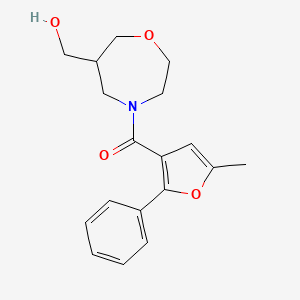 molecular formula C18H21NO4 B5572427 [4-(5-甲基-2-苯基-3-呋喃酰)-1,4-恶氮杂环-6-基]甲醇 