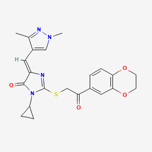 molecular formula C22H22N4O4S B5574523 3-cyclopropyl-2-{[2-(2,3-dihydro-1,4-benzodioxin-6-yl)-2-oxoethyl]thio}-5-[(1,3-dimethyl-1H-pyrazol-4-yl)methylene]-3,5-dihydro-4H-imidazol-4-one 