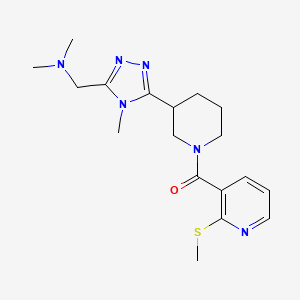 molecular formula C18H26N6OS B5577375 N,N-dimethyl-1-[4-methyl-5-(1-{[2-(methylthio)pyridin-3-yl]carbonyl}piperidin-3-yl)-4H-1,2,4-triazol-3-yl]methanamine 