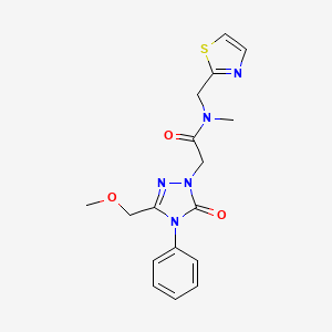 molecular formula C17H19N5O3S B5577662 2-[3-(methoxymethyl)-5-oxo-4-phenyl-4,5-dihydro-1H-1,2,4-triazol-1-yl]-N-methyl-N-(1,3-thiazol-2-ylmethyl)acetamide 