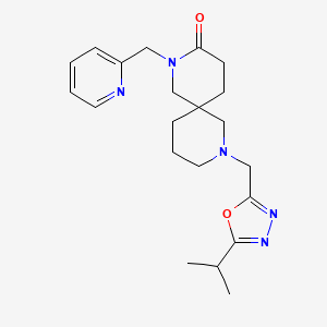 molecular formula C21H29N5O2 B5578806 8-[(5-isopropyl-1,3,4-oxadiazol-2-yl)methyl]-2-(pyridin-2-ylmethyl)-2,8-diazaspiro[5.5]undecan-3-one 