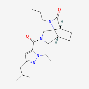 molecular formula C20H32N4O2 B5579213 (1S*,5R*)-3-[(1-ethyl-3-isobutyl-1H-pyrazol-5-yl)carbonyl]-6-propyl-3,6-diazabicyclo[3.2.2]nonan-7-one 