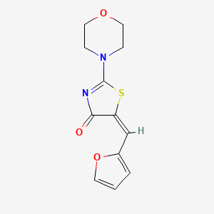 molecular formula C12H12N2O3S B5580504 5-(2-呋喃甲亚甲基)-2-(4-吗啉基)-1,3-噻唑-4(5H)-酮 CAS No. 6975-58-2