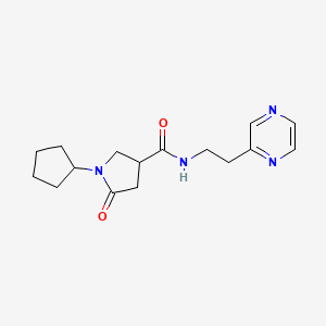 molecular formula C16H22N4O2 B5581197 1-环戊基-5-氧代-N-[2-(2-吡嗪基)乙基]-3-吡咯烷甲酰胺 