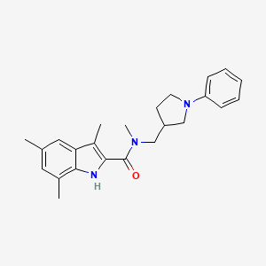 molecular formula C24H29N3O B5581285 N,3,5,7-四甲基-N-[(1-苯基-3-吡咯烷基)甲基]-1H-吲哚-2-甲酰胺 