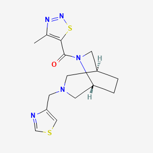 molecular formula C15H19N5OS2 B5583539 (1S*,5R*)-6-[(4-methyl-1,2,3-thiadiazol-5-yl)carbonyl]-3-(1,3-thiazol-4-ylmethyl)-3,6-diazabicyclo[3.2.2]nonane 