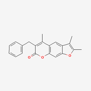 molecular formula C21H18O3 B5583751 6-benzyl-2,3,5-trimethyl-7H-furo[3,2-g]chromen-7-one 