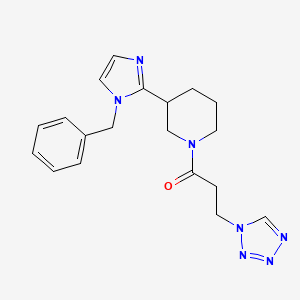 molecular formula C19H23N7O B5584242 3-(1-benzyl-1H-imidazol-2-yl)-1-[3-(1H-tetrazol-1-yl)propanoyl]piperidine 