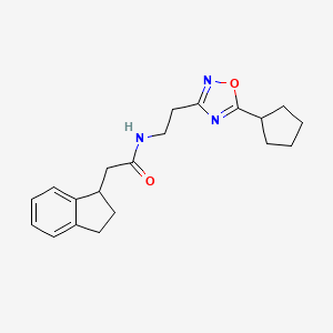 molecular formula C20H25N3O2 B5585268 N-[2-(5-cyclopentyl-1,2,4-oxadiazol-3-yl)ethyl]-2-(2,3-dihydro-1H-inden-1-yl)acetamide 