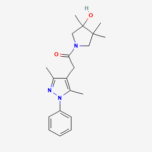 molecular formula C20H27N3O2 B5586525 1-[(3,5-dimethyl-1-phenyl-1H-pyrazol-4-yl)acetyl]-3,4,4-trimethylpyrrolidin-3-ol 