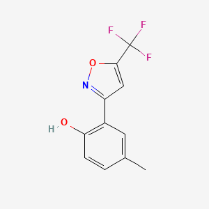 molecular formula C11H8F3NO2 B5589758 4-甲基-2-[5-(三氟甲基)-3-异恶唑基]苯酚 