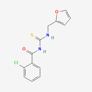 molecular formula C13H11ClN2O2S B5590743 2-氯-N-{[(2-呋喃甲基)氨基]碳硫酰}苯甲酰胺 