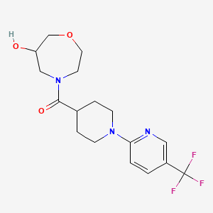 molecular formula C17H22F3N3O3 B5590884 4-({1-[5-(trifluoromethyl)pyridin-2-yl]piperidin-4-yl}carbonyl)-1,4-oxazepan-6-ol 