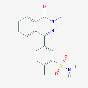 molecular formula C16H15N3O3S B5593267 2-methyl-5-(3-methyl-4-oxo-3,4-dihydro-1-phthalazinyl)benzenesulfonamide 