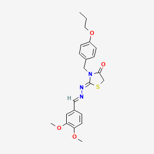 molecular formula C22H25N3O4S B5593501 3,4-二甲氧基苯甲醛[4-氧代-3-(4-丙氧基苄基)-1,3-噻唑烷-2-亚甲基]腙 