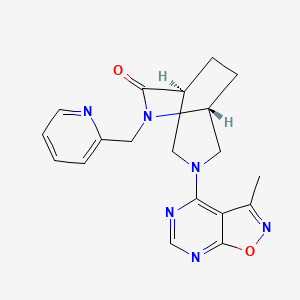 molecular formula C19H20N6O2 B5594725 (1S*,5R*)-3-(3-methylisoxazolo[5,4-d]pyrimidin-4-yl)-6-(2-pyridinylmethyl)-3,6-diazabicyclo[3.2.2]nonan-7-one 