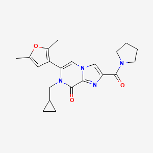 molecular formula C21H24N4O3 B5594746 7-(cyclopropylmethyl)-6-(2,5-dimethyl-3-furyl)-2-(pyrrolidin-1-ylcarbonyl)imidazo[1,2-a]pyrazin-8(7H)-one 
