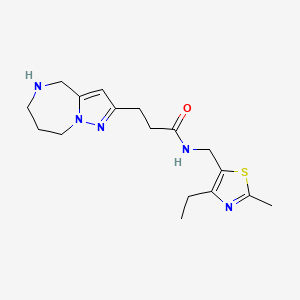 molecular formula C17H25N5OS B5595016 N-[(4-ethyl-2-methyl-1,3-thiazol-5-yl)methyl]-3-(5,6,7,8-tetrahydro-4H-pyrazolo[1,5-a][1,4]diazepin-2-yl)propanamide hydrochloride 