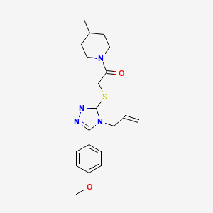 molecular formula C20H26N4O2S B5596353 1-({[4-烯丙基-5-(4-甲氧基苯基)-4H-1,2,4-三唑-3-基]硫代}乙酰基)-4-甲基哌啶 
