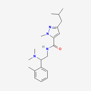 molecular formula C20H30N4O B5596693 N-[2-(二甲氨基)-2-(2-甲基苯基)乙基]-3-异丁基-1-甲基-1H-吡唑-5-甲酰胺 