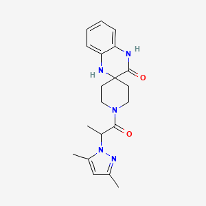 molecular formula C20H25N5O2 B5597810 1-[2-(3,5-dimethyl-1H-pyrazol-1-yl)propanoyl]-1',4'-dihydro-3'H-spiro[piperidine-4,2'-quinoxalin]-3'-one 