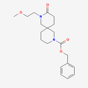 molecular formula C20H28N2O4 B5598034 苯甲酸8-(2-甲氧基乙基)-9-氧代-2,8-二氮杂螺[5.5]十一烷-2-甲酯 