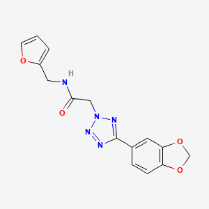 molecular formula C15H13N5O4 B5602770 2-[5-(2H-1,3-BENZODIOXOL-5-YL)-2H-1,2,3,4-TETRAZOL-2-YL]-N-[(FURAN-2-YL)METHYL]ACETAMIDE 