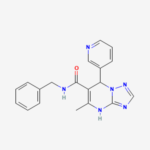 molecular formula C19H18N6O B5602869 N-benzyl-5-methyl-7-(3-pyridinyl)-4,7-dihydro[1,2,4]triazolo[1,5-a]pyrimidine-6-carboxamide 