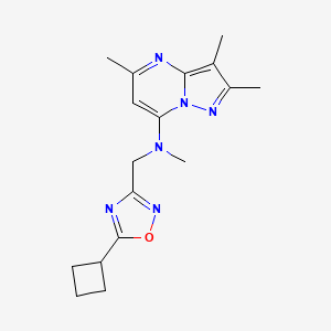 molecular formula C17H22N6O B5608386 N-[(5-cyclobutyl-1,2,4-oxadiazol-3-yl)methyl]-N,2,3,5-tetramethylpyrazolo[1,5-a]pyrimidin-7-amine 