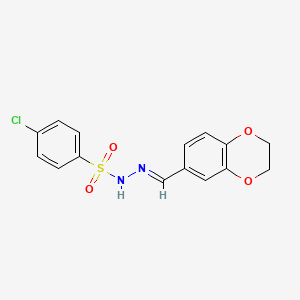 molecular formula C15H13ClN2O4S B5611063 4-chloro-N'-(2,3-dihydro-1,4-benzodioxin-6-ylmethylene)benzenesulfonohydrazide 