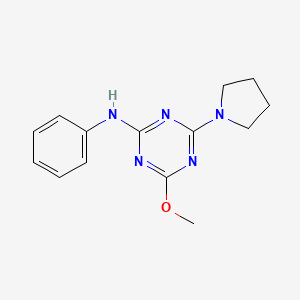 molecular formula C14H17N5O B5616230 4-methoxy-N-phenyl-6-(1-pyrrolidinyl)-1,3,5-triazin-2-amine 
