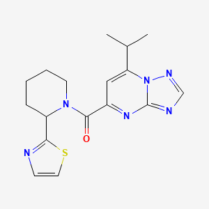 molecular formula C17H20N6OS B5617977 7-isopropyl-5-{[2-(1,3-thiazol-2-yl)-1-piperidinyl]carbonyl}[1,2,4]triazolo[1,5-a]pyrimidine 